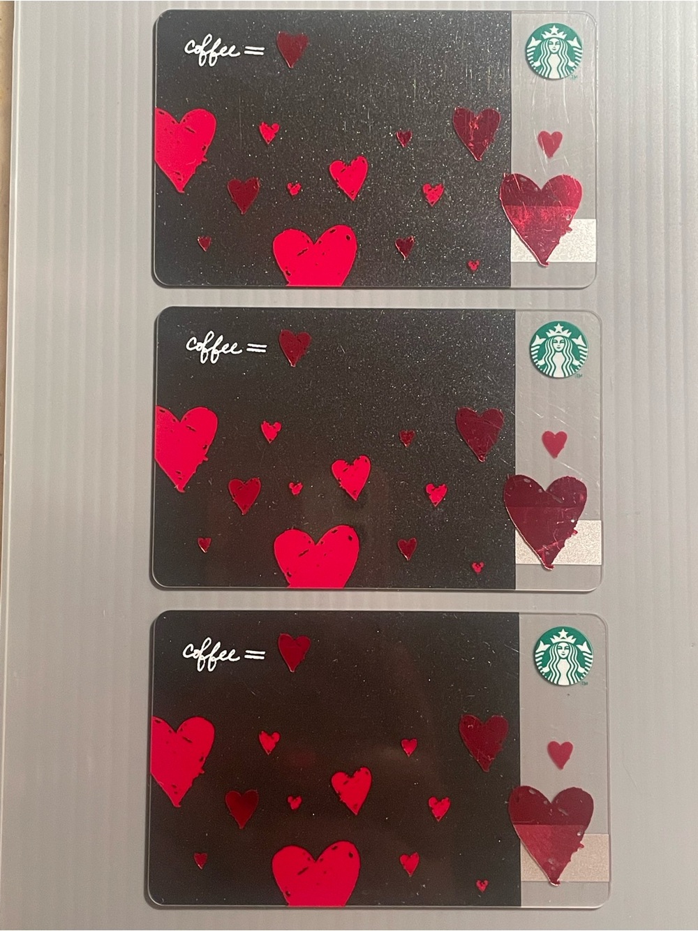 Starbucks Unused- No balance Gift Cards with Red Heart Pattern (Set of 3)